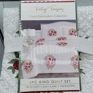 King Quilt Set 3 Pieces NWT #2752